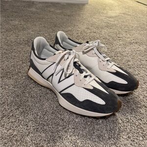 New Balance 327 Shoes